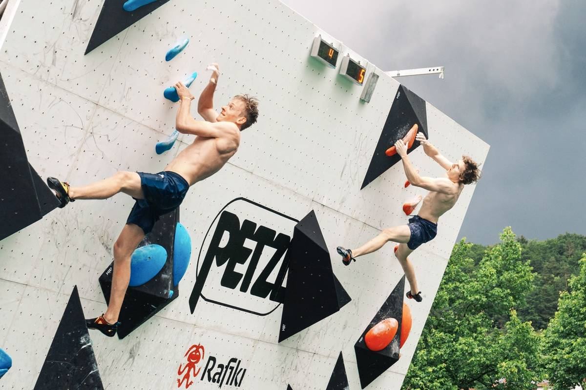 Klettern an der Boulderwand